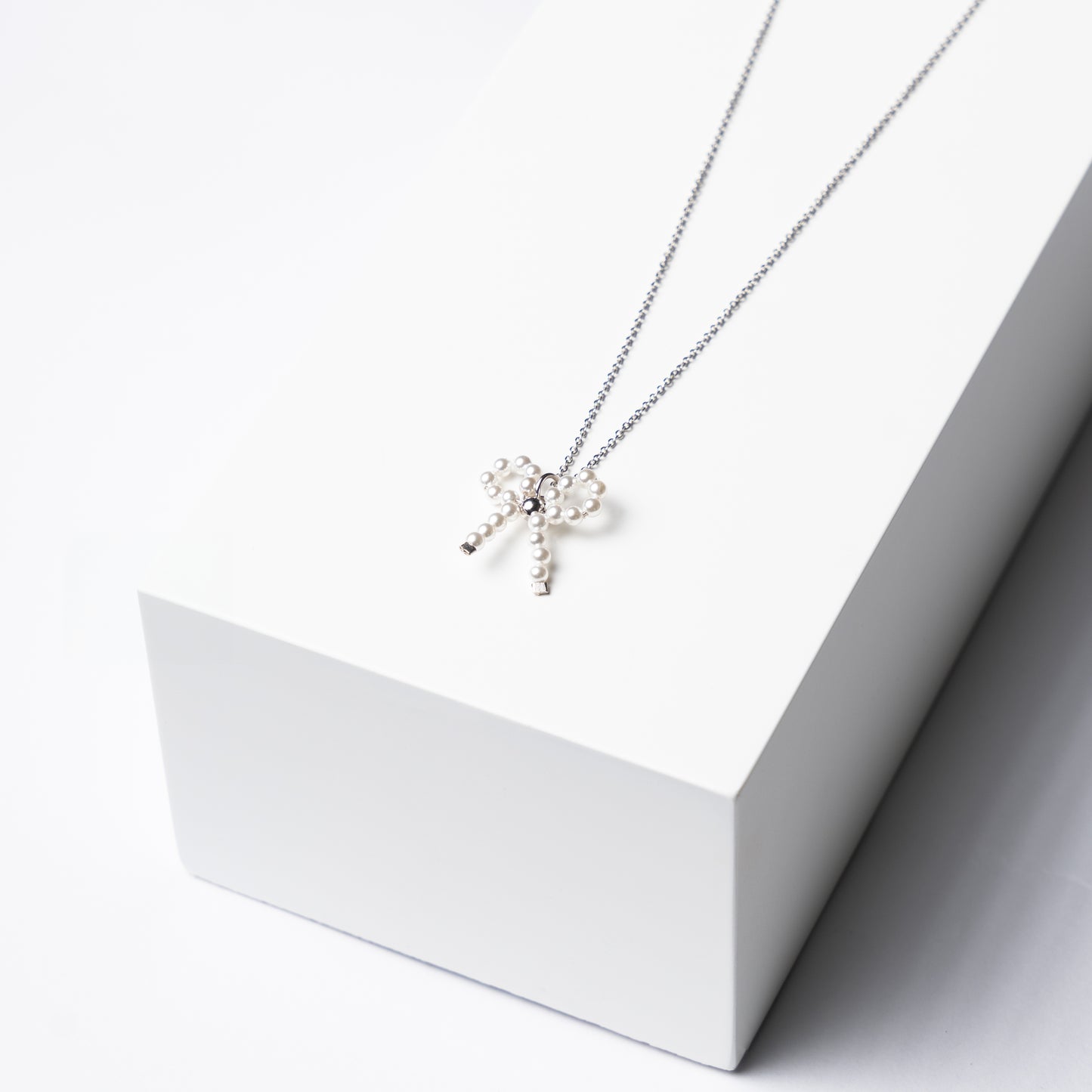 Collana fiocco