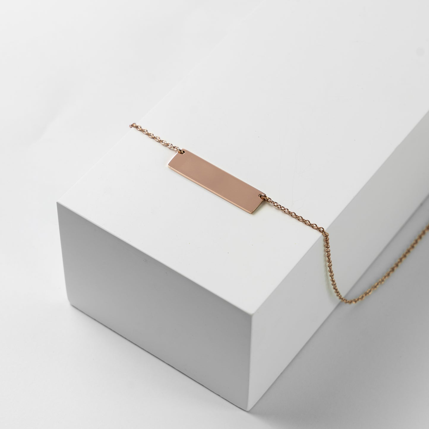 Collana targhetta acciaio