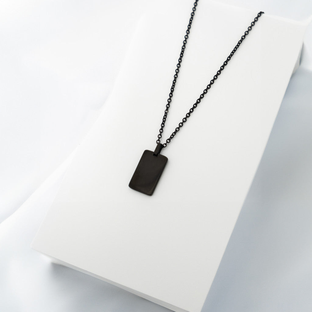 Collana con ciondolo rettangolare personalizzabile