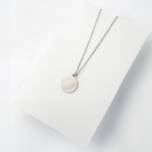 Collana con ciondolo rotondo personalizzabile